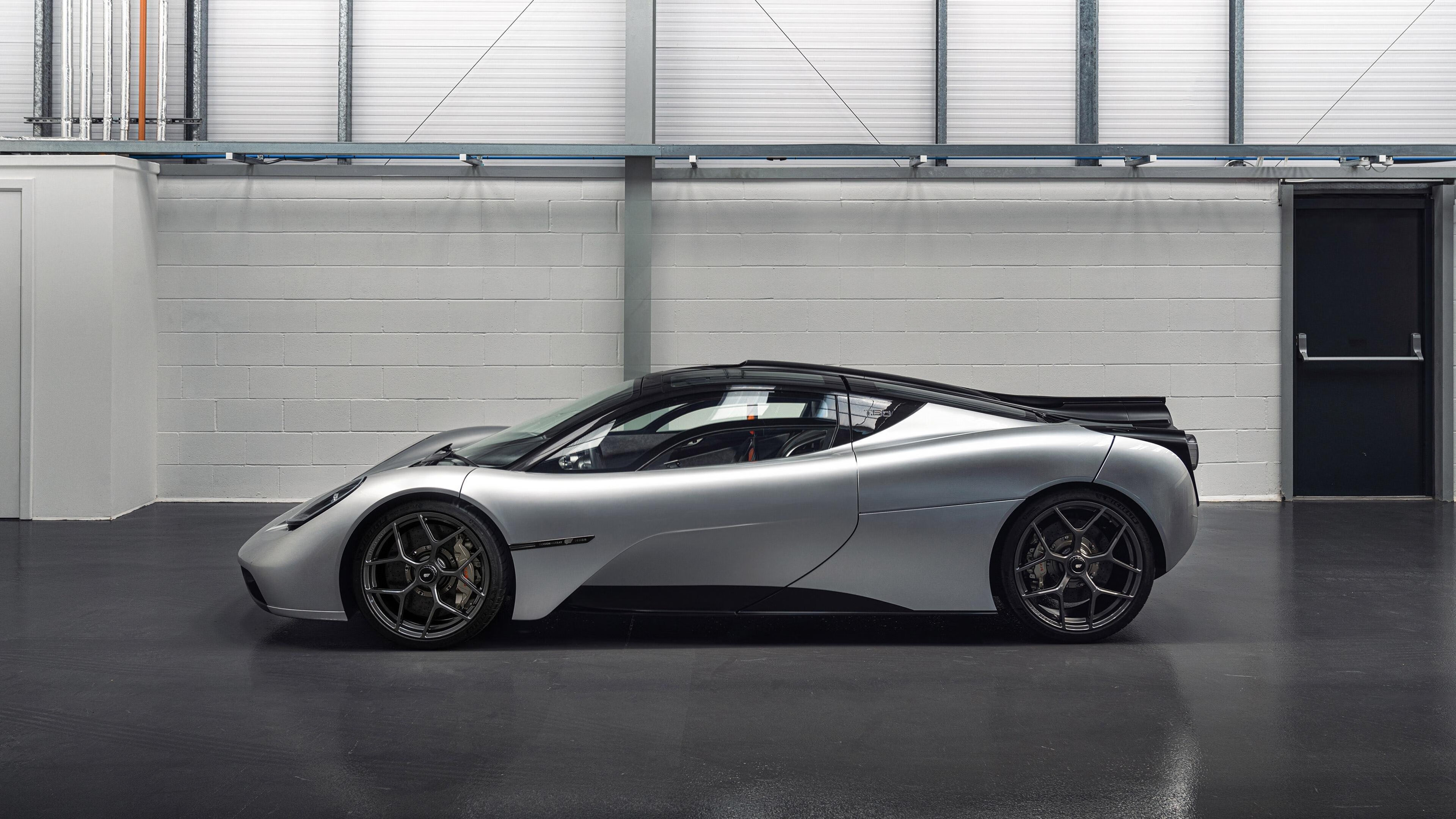 未来之星崭露头角：欧冠联赛新秀亮相，新赛季欧冠冠军