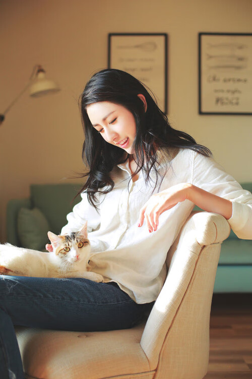 “英国泳坛新锋芒!汤姆·佩顿突破自我,挑战世界纪录”