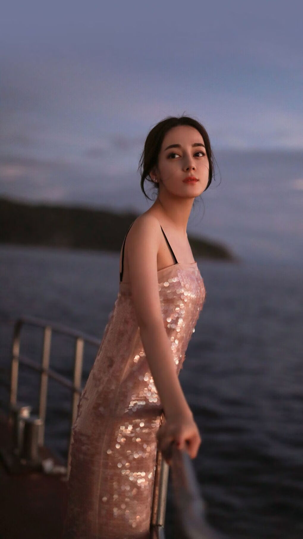 爱游戏用户专属-中国女篮防守稳健 多次化解对手攻势，中国女篮真棒